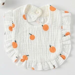Muslin Ruffle Bib with Oranges